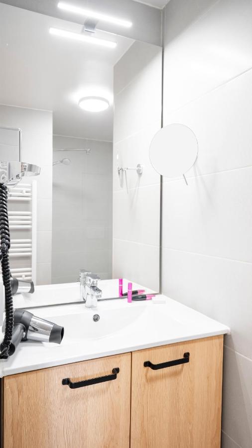 Residhome Senart Lieusaint  Exteriör bild