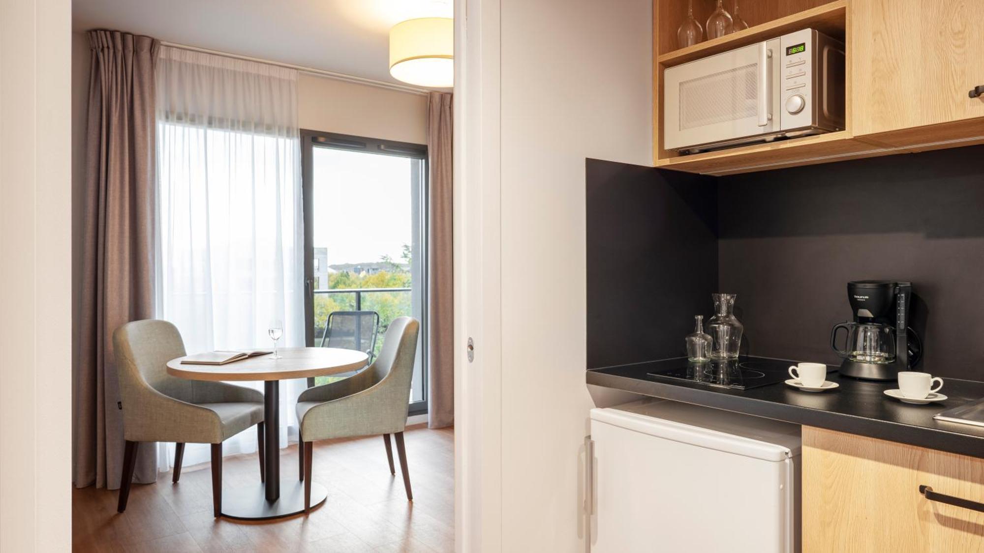 Residhome Senart Lieusaint  Exteriör bild